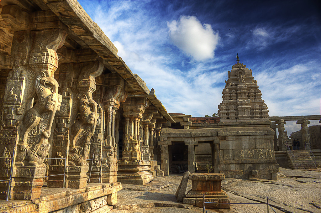 Virabhadra Temple , Lepakshi | This Virabhadra Temple at Lep… | Flickr