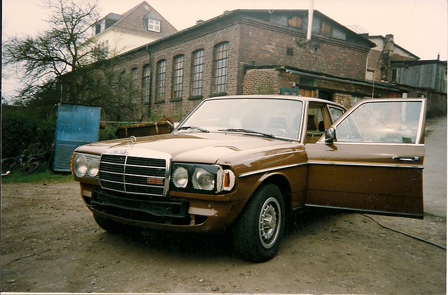 Mercedes benz w123 crash #7