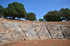 Oiniadai: theater