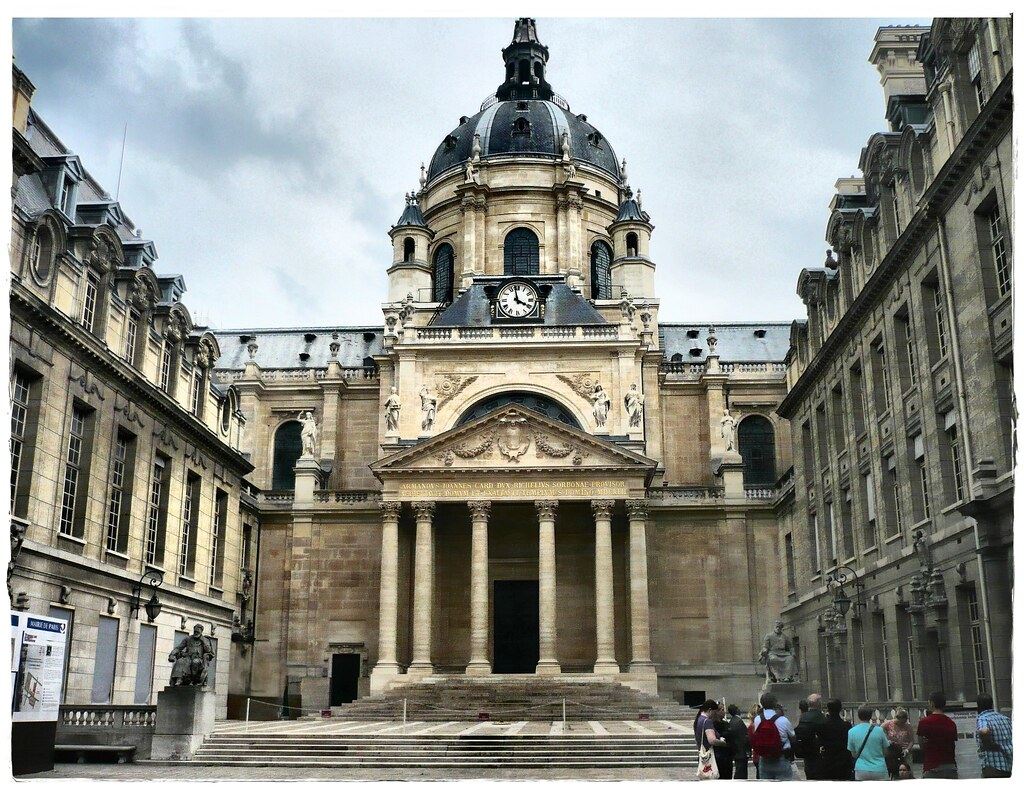 French University Campus Sorbonne PARIS  www.sorbonne.fr/ …  Flickr
