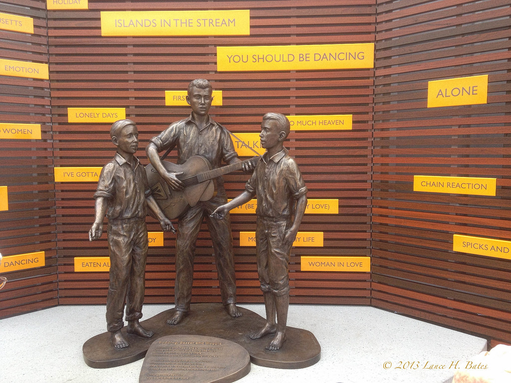 20130223 The Bee Gees group statue at Redcliffe | The wordin… | Flickr