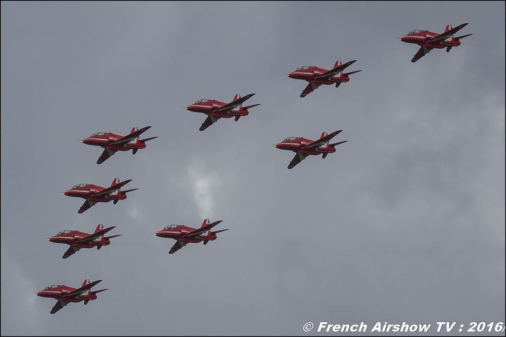 Red Arrows ,Belgian Air Force Days 2016 , BAF DAYS 2016 , Belgian Defence , Florennes Air Base , Canon lens , airshow 2016