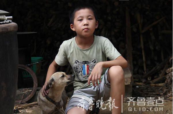 10 years of left-behind children in Shandong province had been living alone for more than 70 days: no fire to drink cold water to eat pancakes