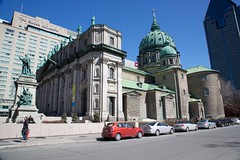 Basílica-Catedral Marie-Reine-du-Monde