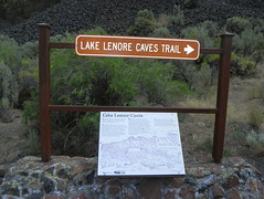 Lake Lenore Caves Trail head