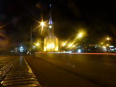 Catedral San Antonio en la noche (Oberá)