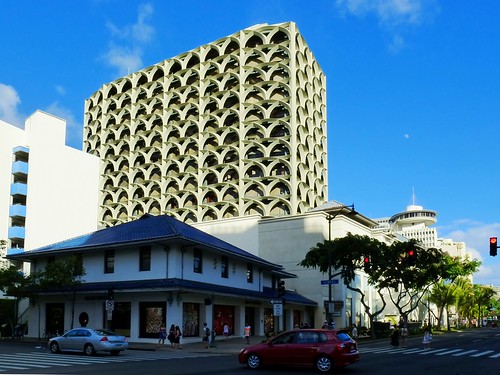 Louis Vuitton Honolulu Gump&#39;s Building Honolulu Hi | Jaguar Clubs of North America