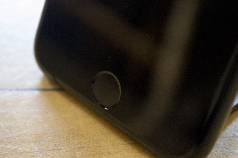 iPhone 7 solid state home button