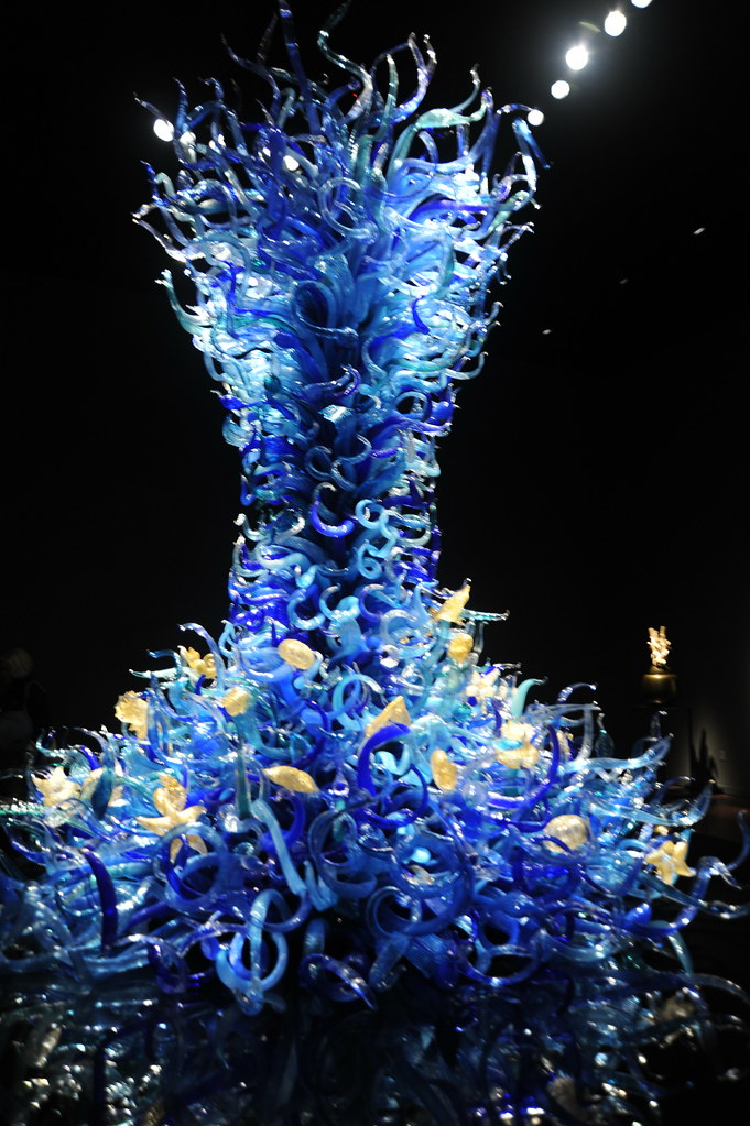 Blue glass sculpture, Dale Chihuly's Glass and Garden, Sea… | Flickr