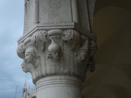 DSCN1210 _ Column Details of Palazzo Ducale, Piazza di San Marco, 13 October