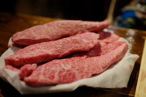 恵比寿alleeにて出版のお祝い 高級牛肉のカイノミ