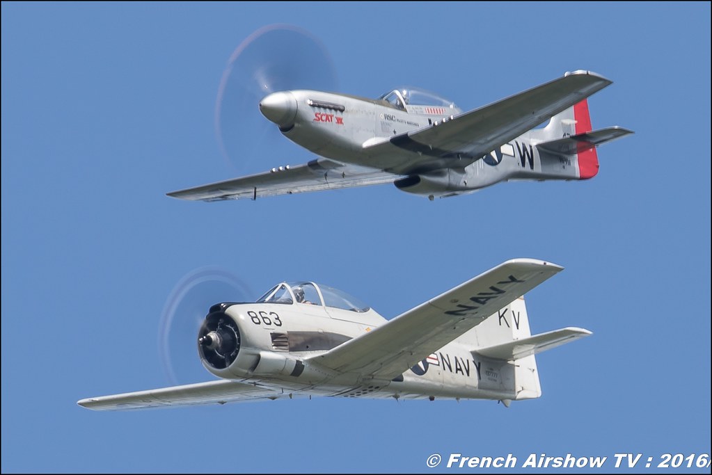North American T-28 Trojan , NX377WW , North American P-51D Mustang PH-VDF ,Belgian Air Force Days 2016 , BAF DAYS 2016 , Belgian Defence , Florennes Air Base , Canon lens , airshow 2016