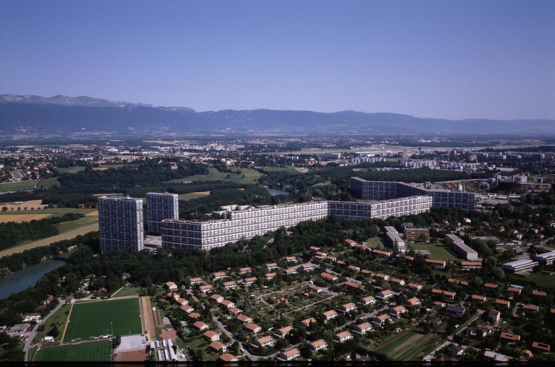 The housing complex of Lignon: architectural study and intervention strategies, Geneva, SWITZERLAND