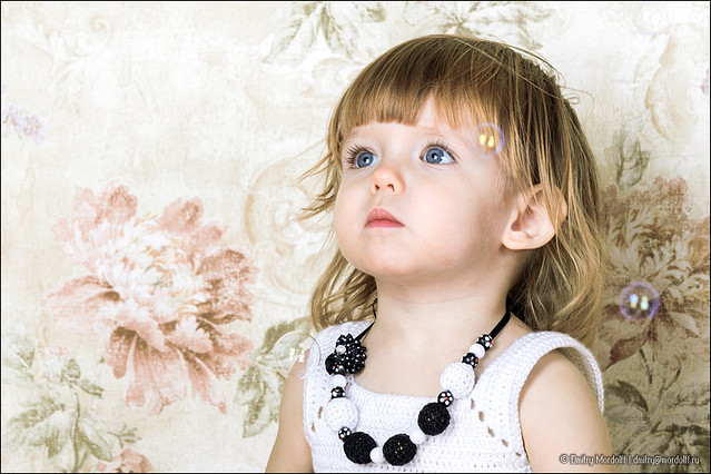 Download this Pretty Little Girl... picture