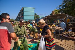 Feria Agraria dominical del Reparto José Martí, Santa Clara, Villa Clara, Cuba 2013