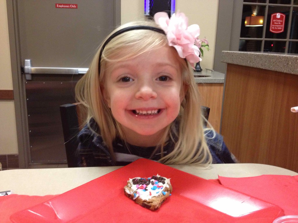 Father/Daughter Date at Chick-fil-A | Posing with her heart-… | Flickr