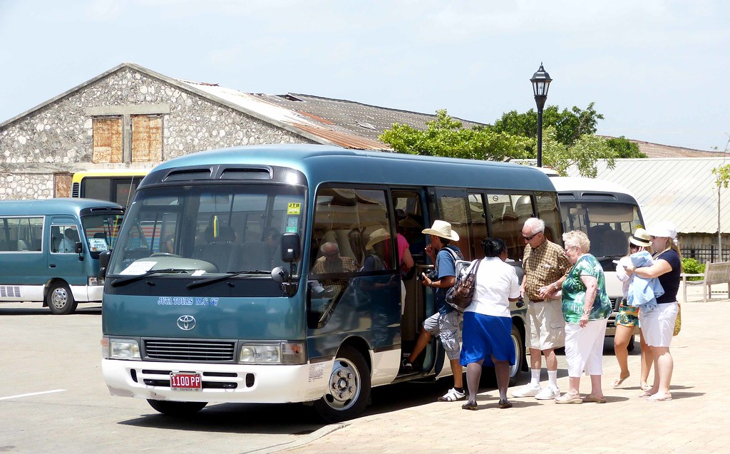 tour bus companies in jamaica