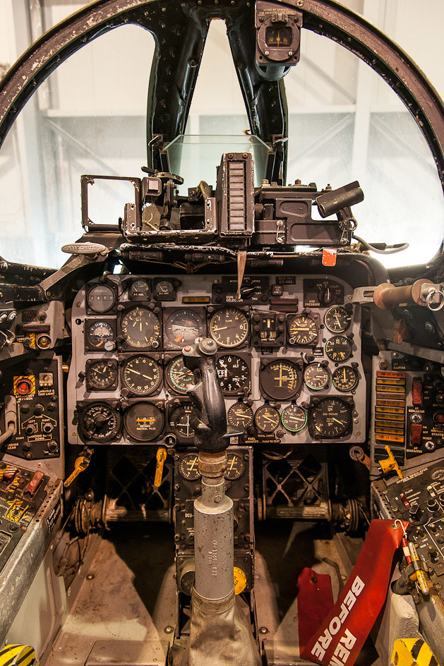 North American F-100D Super Sabre Cockpit | Cockpit of the ...
