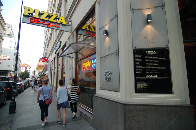 維也納 Pizza Bizi