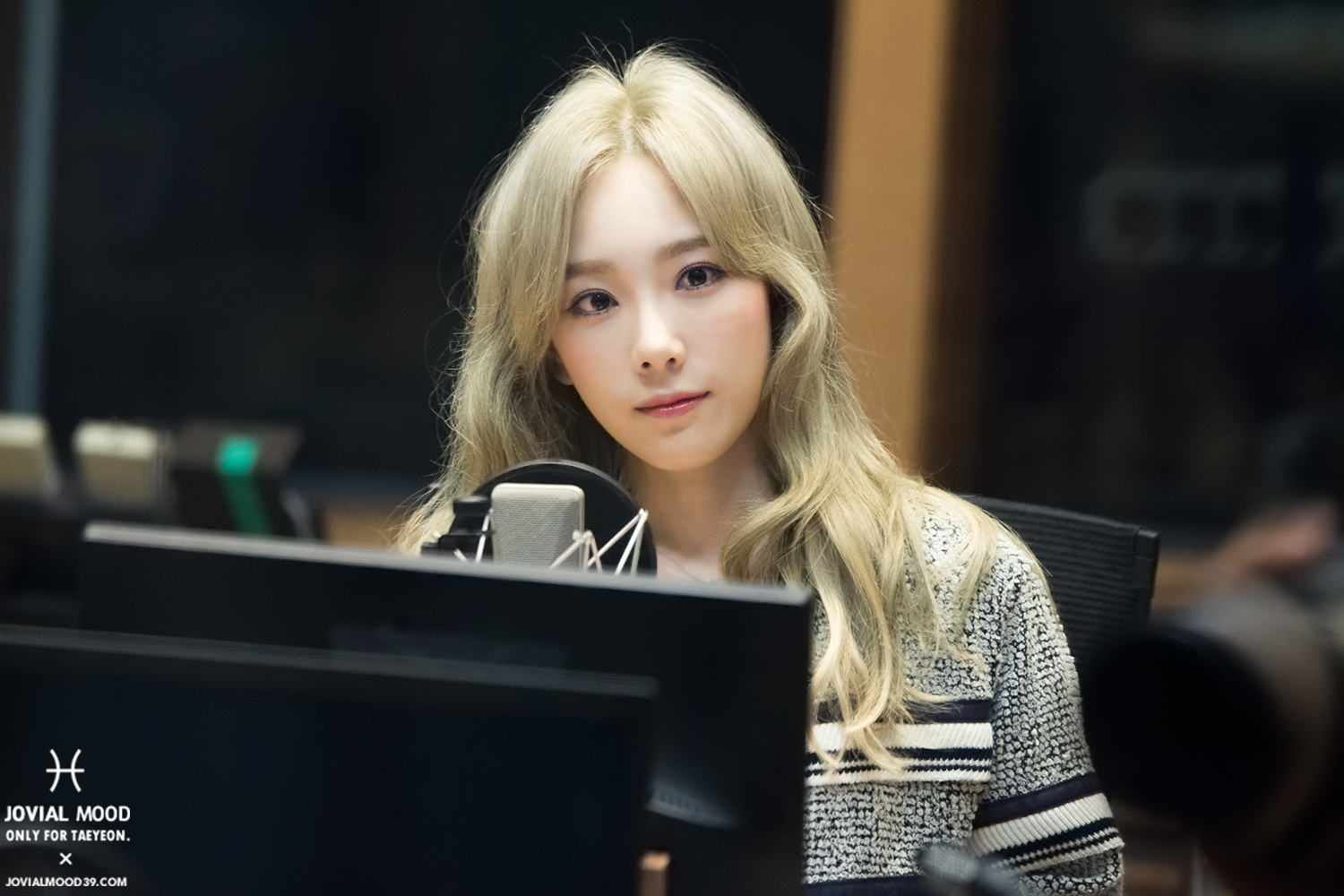 [OTHER][06-02-2015]Hình ảnh mới nhất từ DJ Sunny tại Radio MBC FM4U - "FM Date" - Page 32 28643327734_b24dd60707_o