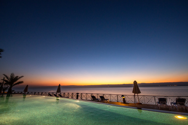 Sunset at the Dead Sea // Trip to Jordan