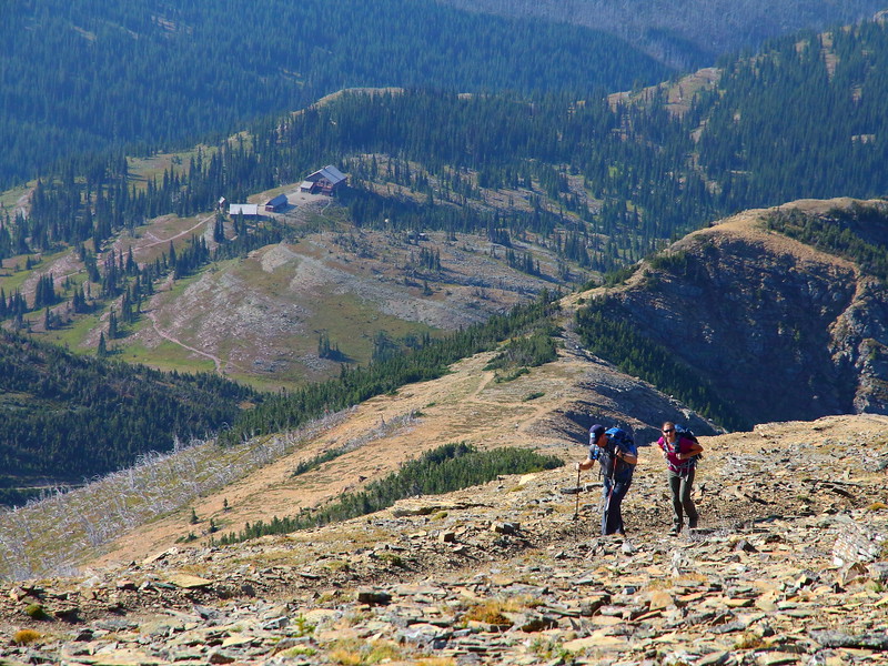 IMG_4135 Hikers toward Swiftcurrent Mountain Lookout