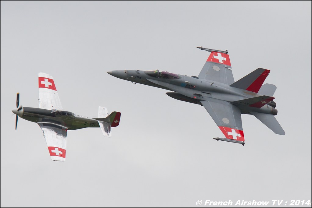 F/A-18C Hornet J-5014 Schweizer Luftwaffe 100 ans de l'aviation militaire suisse & P-51 Mustang J-901 , AIR14 Payerne , suisse , weekend 1 , AIR14 airshow , meeting aerien 2014 , Airshow