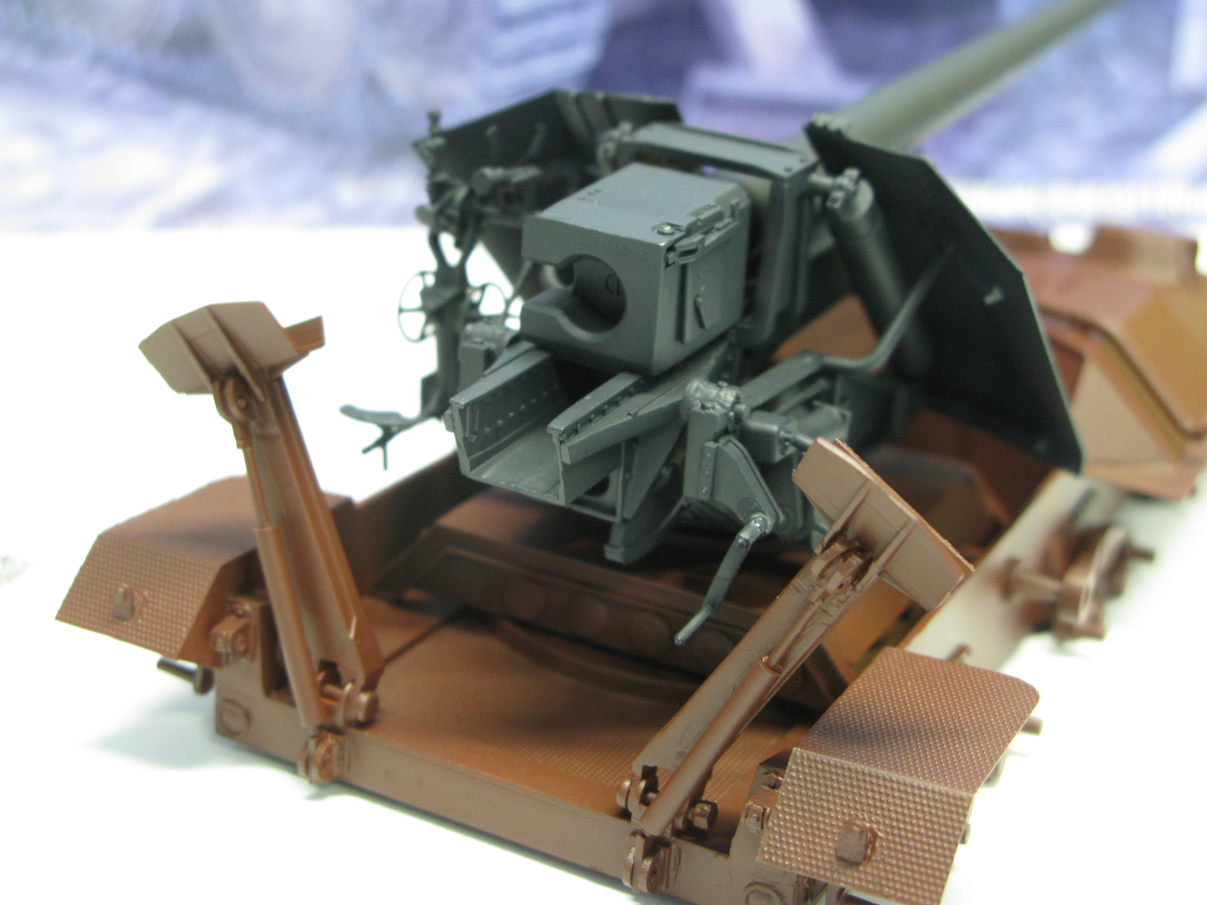 Waffentrager Primed Starboard Rear Turret View