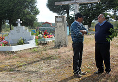 Reunión alcalde y asociación cementerio Pichihue