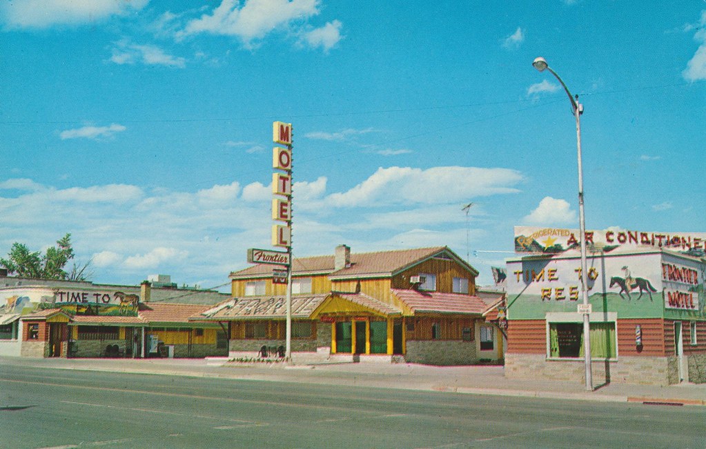 The Frontier Motel & Grill - Roosevelt, Utah
