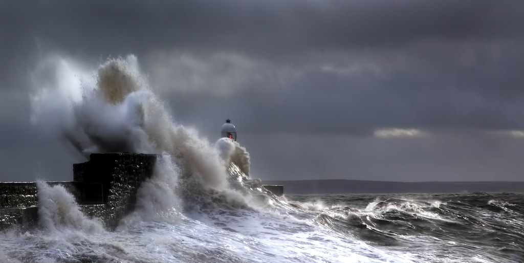 Porthcawl Waves | In Explore. Not the biggest wave I've phot… | Flickr