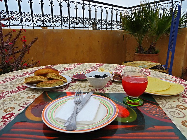 breakfast with a view, dar chraibi, six week morocco itinerary, backpacking morocco, solo female travel morocco
