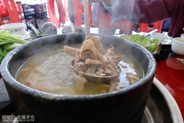 西藏墨脫石鍋雞