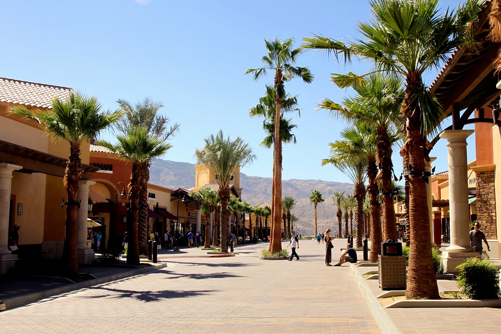 California Road Tripping: Best things to do in Palm Springs - Bobo and ChiChi