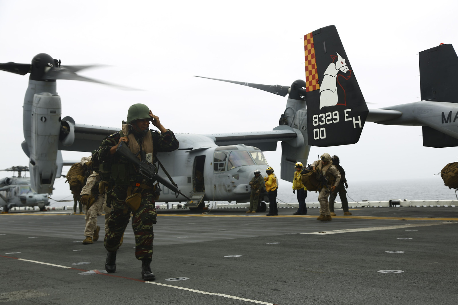 Exercice avec l'US Navy "African Sea Lion 2016" 27688036204_bbba9f363f_h