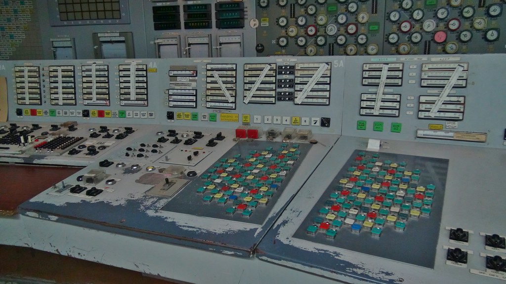 Chernobyl 2015 - RBMK reactor control room, operator conso… | Flickr
