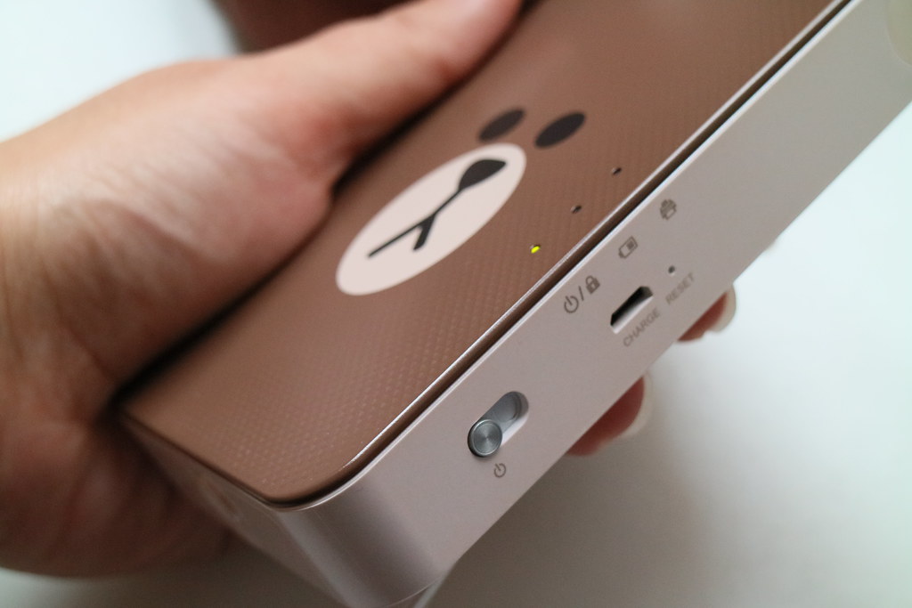 5 Reasons Why We Love the LINE Pocket Photo Printer by LG - Alvinology