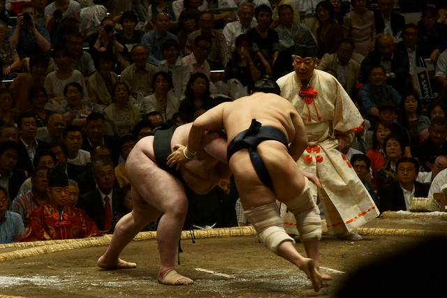 安美錦 vs 臥牙丸. Sumo stadium, Tokyo, 15 May 2015. 145