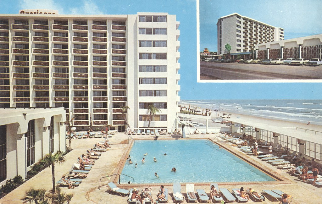 Dodd's Americano Beach Lodge - Daytona Beach, Florida