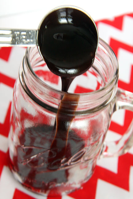 Make_Pour-syrup-in