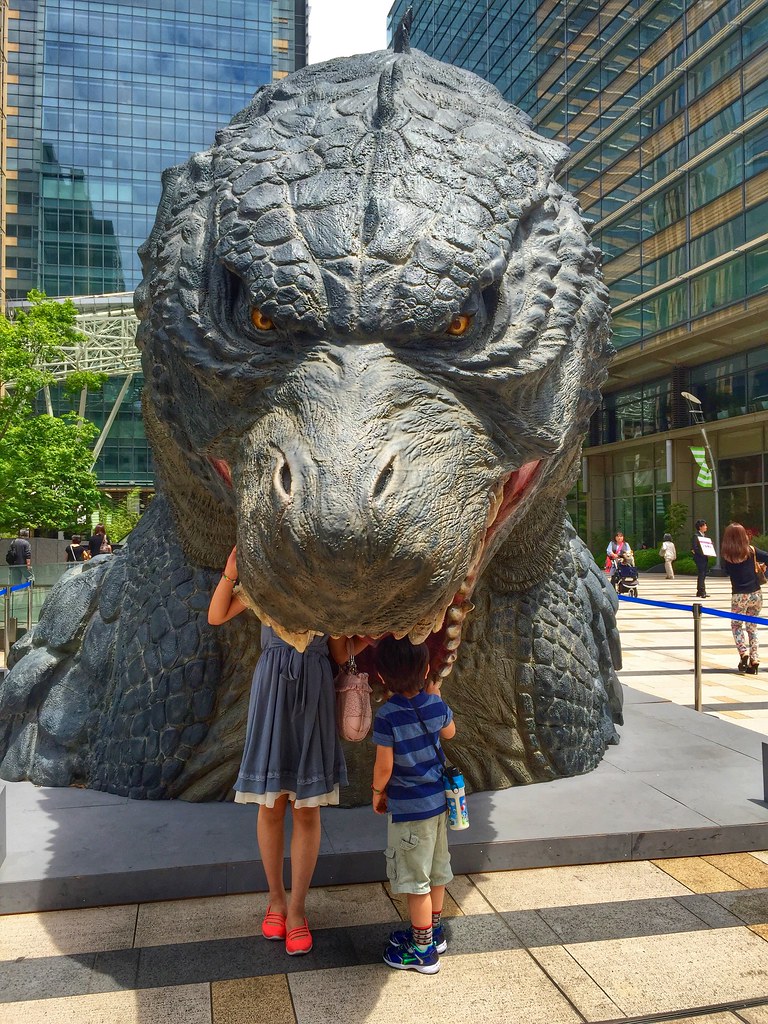 Godzilla devoring kids at Roppongi Midtown