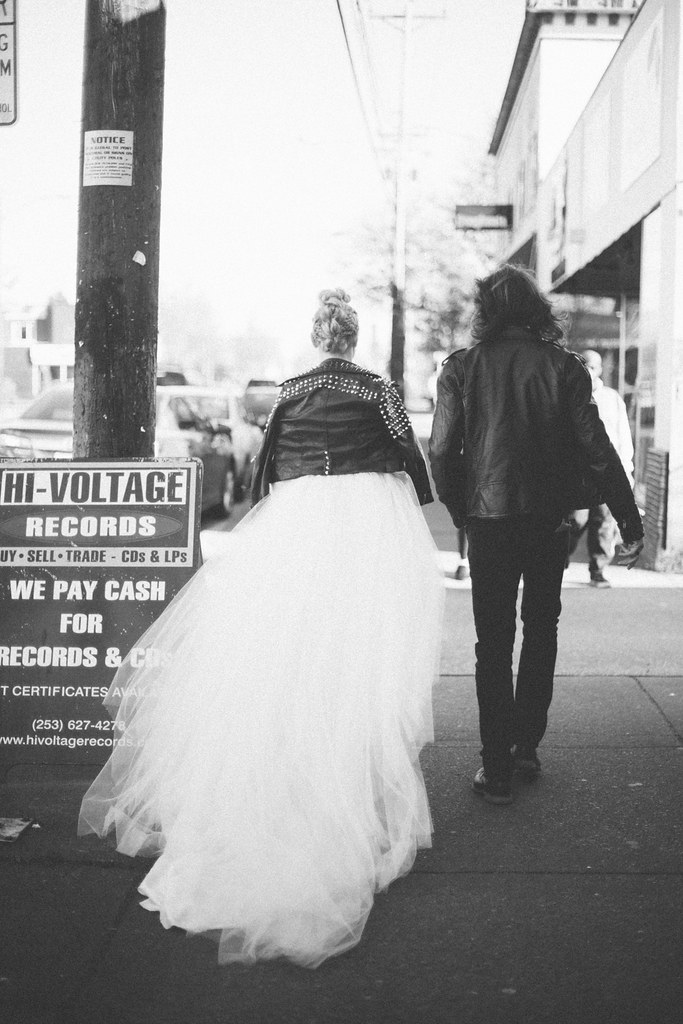 rock and roll wedding photography