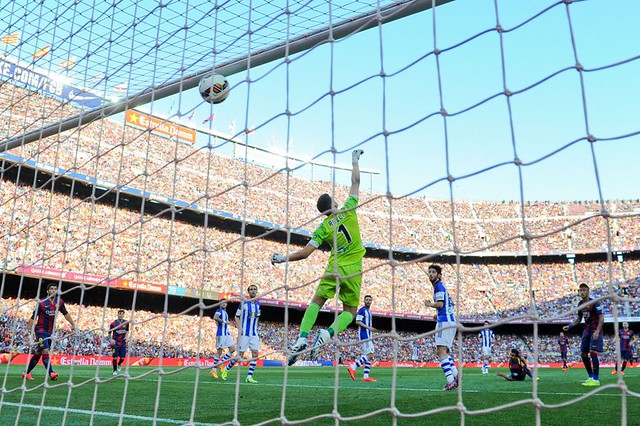150509_ESP_Barcelona_v_Real_Sociedad_2_0_Pedro_scores_second