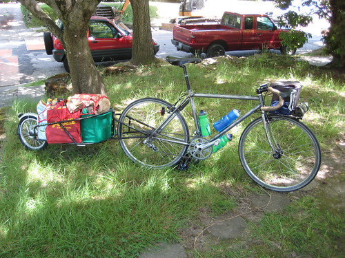 Stress-testing the rear triangle by hauling home 70 pounds of soymilk & other groceries
