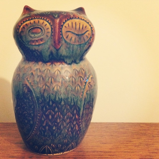 This little @rookwoodpottery owl flew into our new home today, a gift from my beautiful cousins in #cincinnati. A little piece of our second home, here with us in Scotland. Such a lovely piece, so finely crafted. Love it ❤️