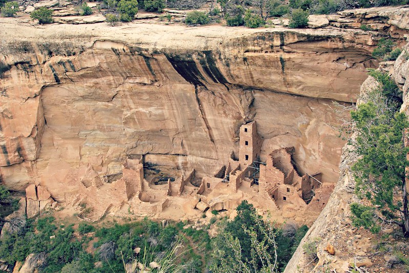 Mesa Verde - Square Tower House