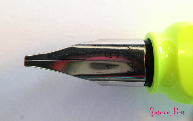 Review Lamy Safari LE 2015 Neon Lime Fountain Pen @Fontoplum0 @Lamy @LamyUSA (9)