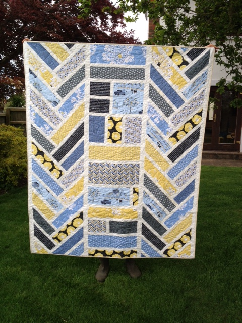 Quilt by Magpie cat for Siblings Together quilted by me