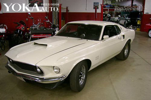 Ford Mustang BOSS 429