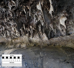 Estafilitos o estalactitas de fusión de lava - Llano del Banco (La Palma, Islas Canarias, España) - 08